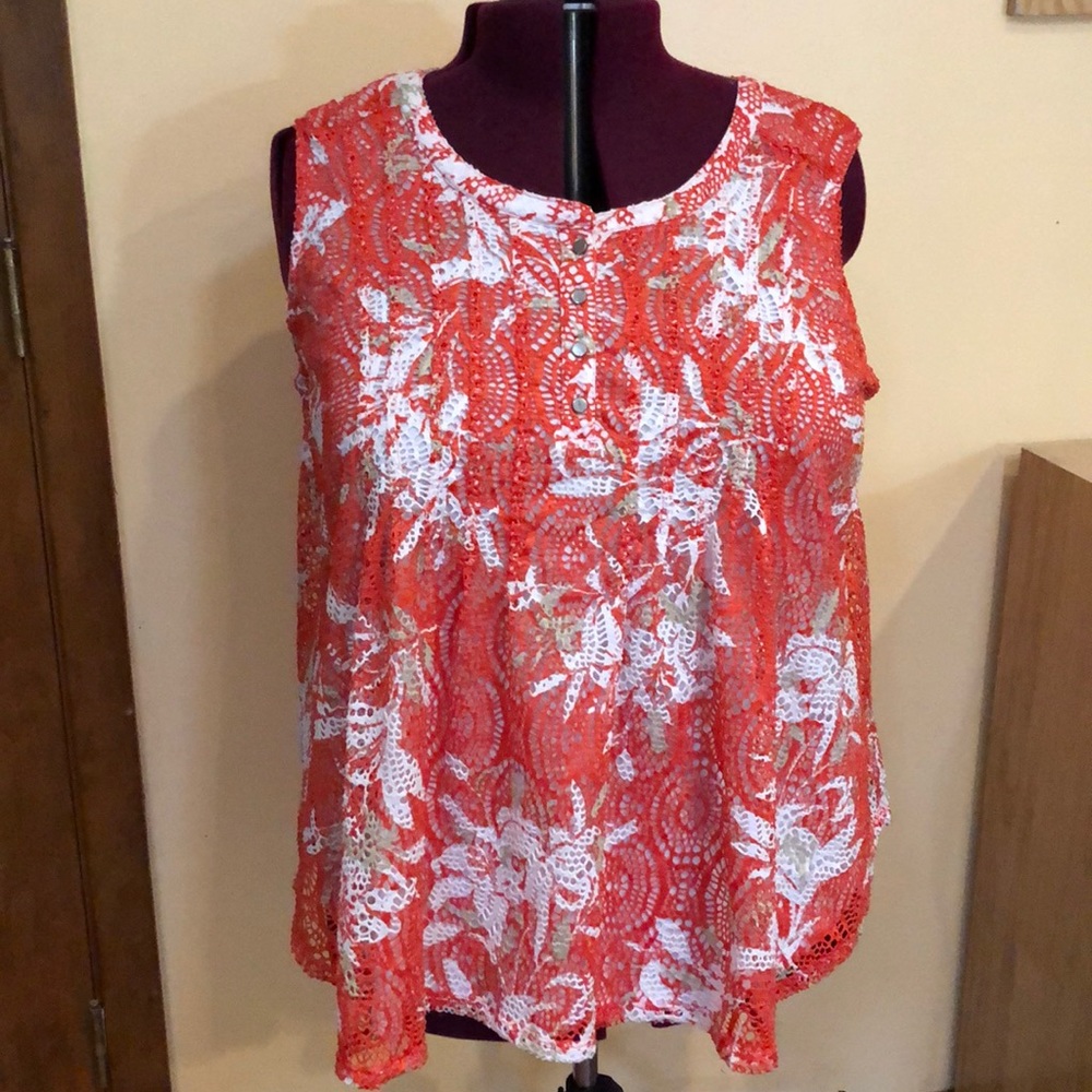 Layered sleeveless blouse